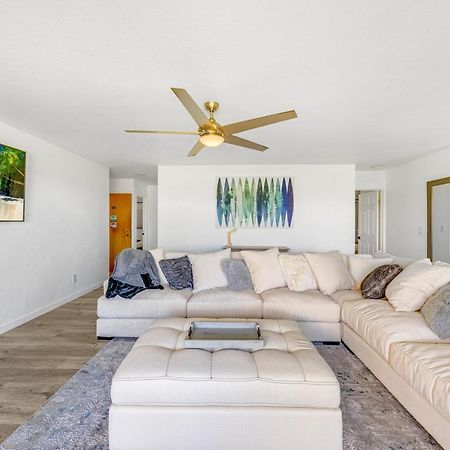 Newly Renovated Condo With Sup Paddle Boards And Golf Clubs Included Kailua-Kona Buitenkant foto