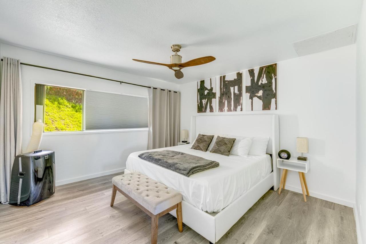 Newly Renovated Condo With Sup Paddle Boards And Golf Clubs Included Kailua-Kona Buitenkant foto