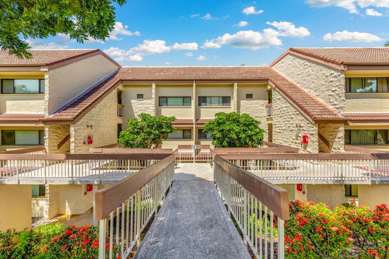 Newly Renovated Condo With Sup Paddle Boards And Golf Clubs Included Kailua-Kona Buitenkant foto