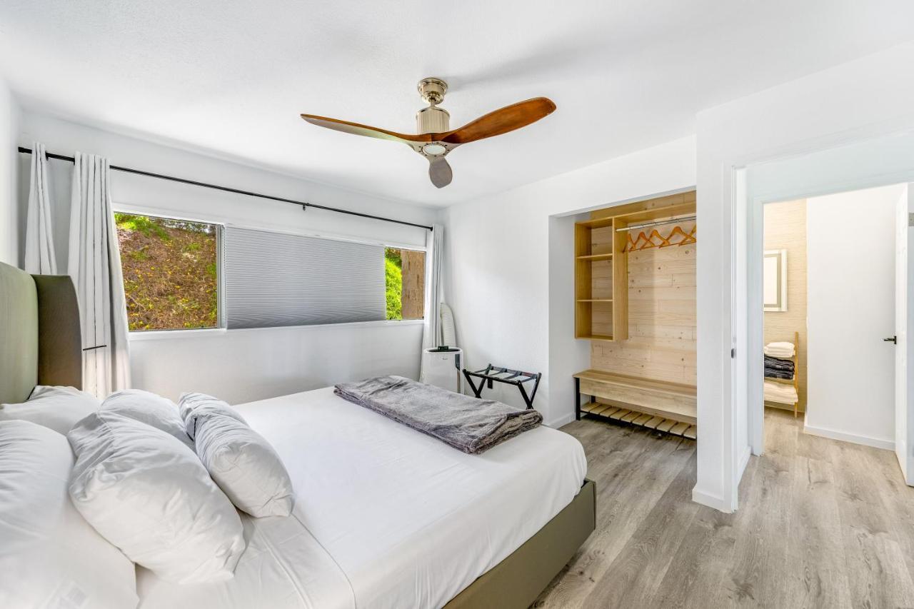 Newly Renovated Condo With Sup Paddle Boards And Golf Clubs Included Kailua-Kona Buitenkant foto