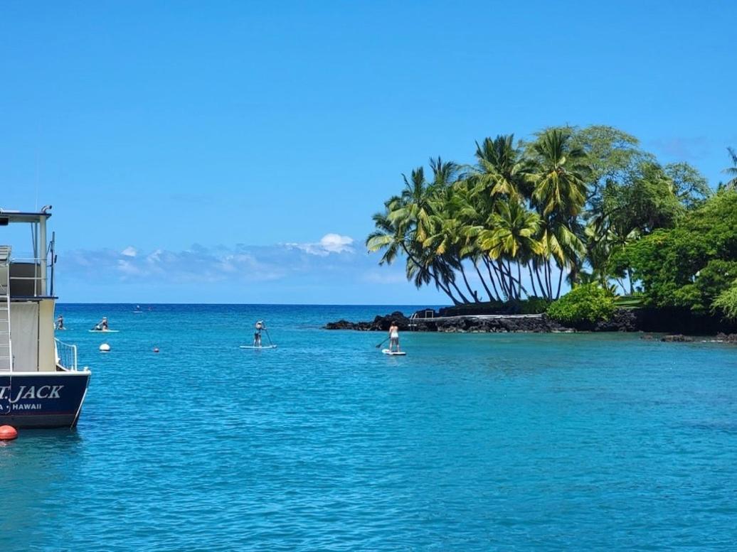 Newly Renovated Condo With Sup Paddle Boards And Golf Clubs Included Kailua-Kona Buitenkant foto